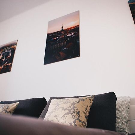 Appartement Studio77 Apartman à Sopron Extérieur photo
