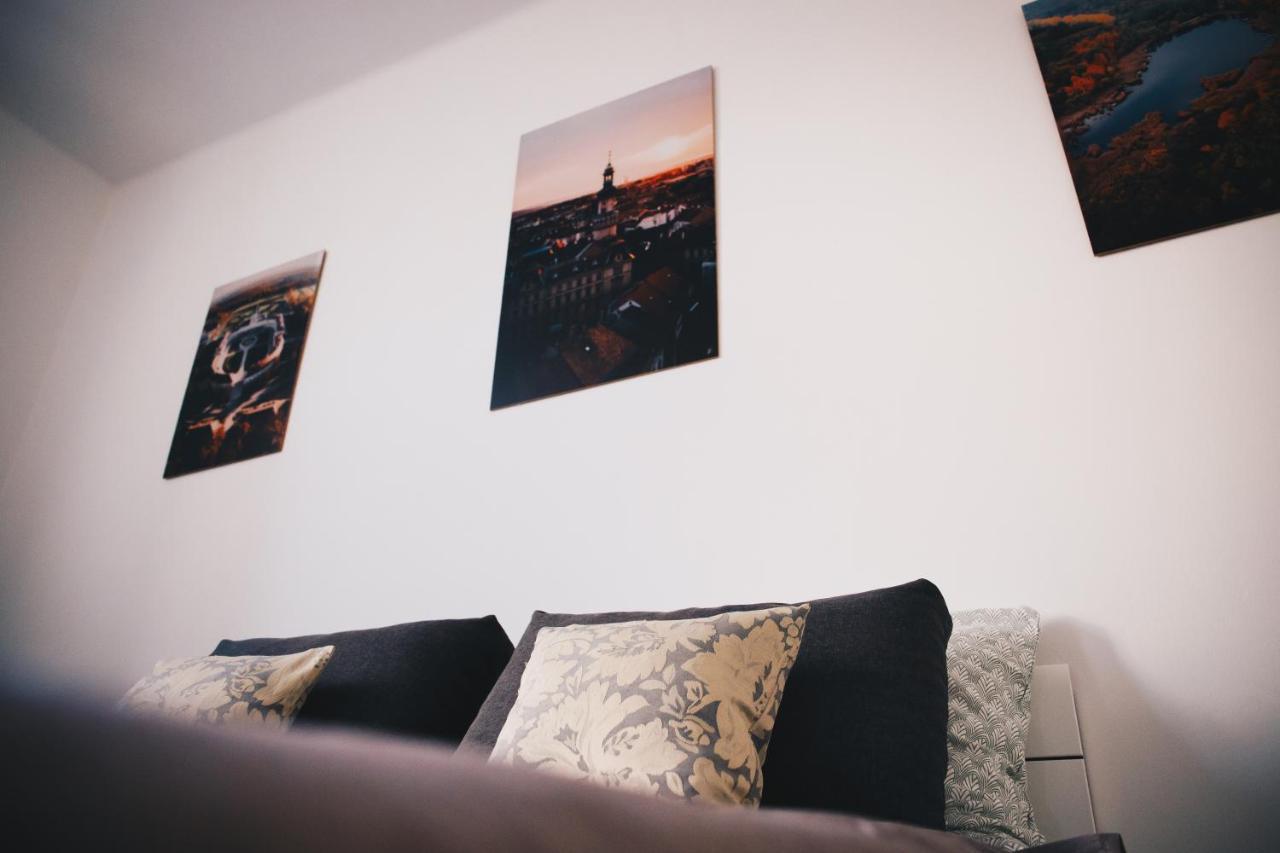 Appartement Studio77 Apartman à Sopron Extérieur photo